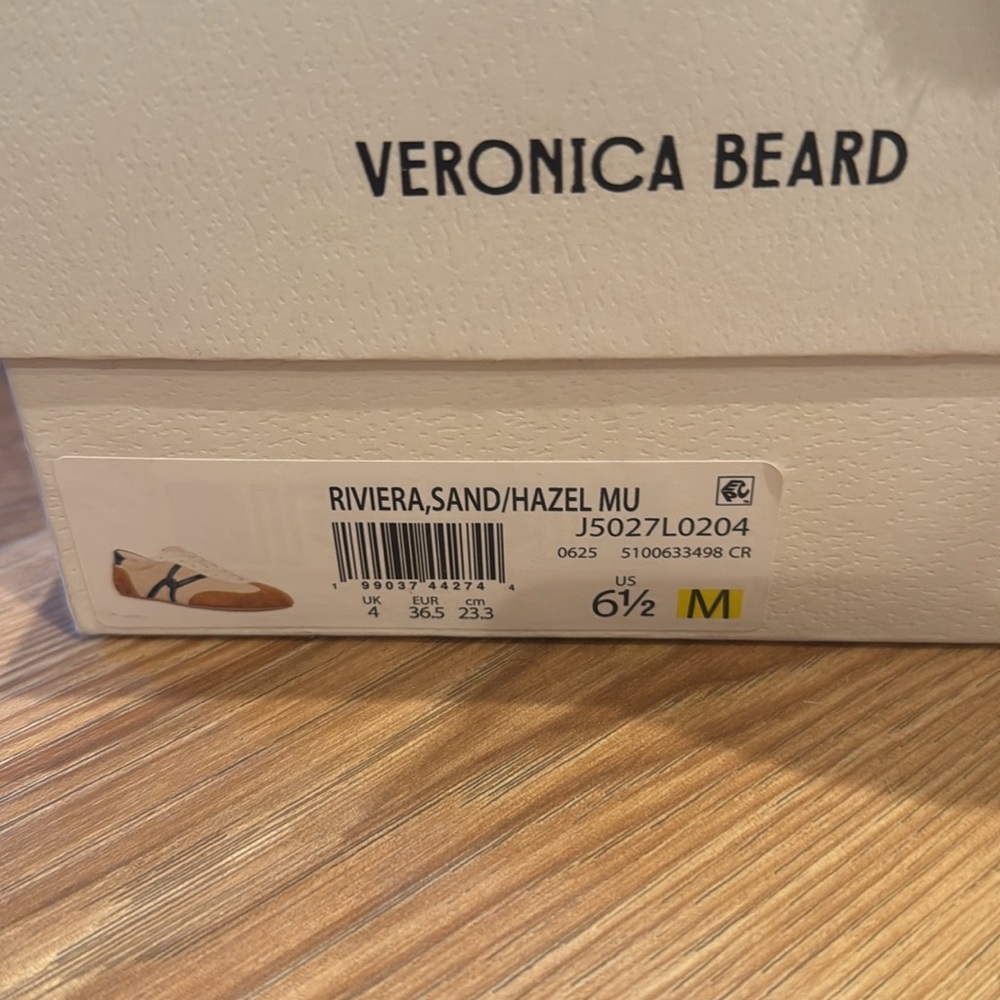 Veronica Beard Riviera Sneaker size 6.5.  EUC.  Worn twice. - Picture 2 of 4